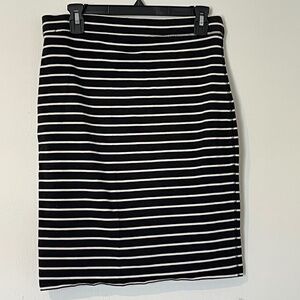 Old Navy Black White Stripe Stretch Pencil Skirt Medium